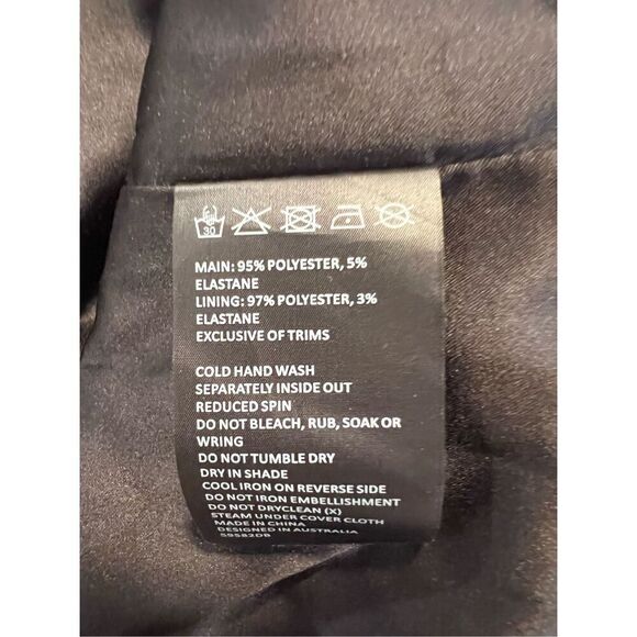 Bardot Women's Black Audrina Velvet Mini Dress Size Large NWOT - Picture 12 of 12